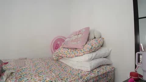 suzy online show from 02-13-25, 05:26