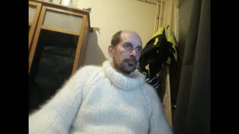 sweaterboy666 online show from 02-04-26, 11:53