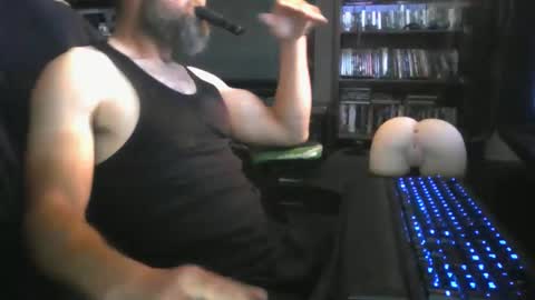 Snapshot of sweet1514 chatting on 05-10-26, 02:22 sweet1514 online show from 05-10-26, 02:22