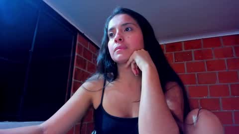 sweet and hot alaia online show from 11-11-25, 05:18