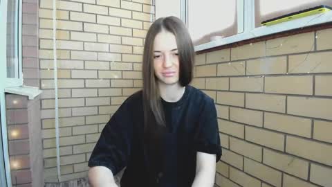 Christina online show from 05-20-26, 08:53