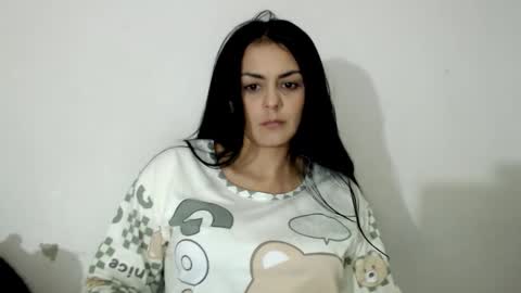 Snapshot of sweet_bunnyxx chatting on 02-10-26, 04:05 dulce online show from 02-10-26, 04:05
