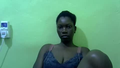 sweet_cherie1 online show from 05-30-26, 04:42
