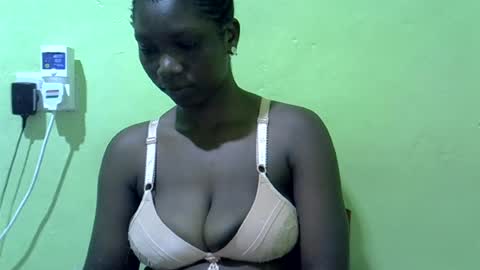 Snapshot of sweet_cherie1 chatting on 06-19-26, 07:17 sweet_cherie1 online show from 06-19-26, 07:17