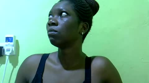 Snapshot of sweet_cherie1 chatting on 06-28-26, 05:35 sweet_cherie1 online show from 06-28-26, 05:35