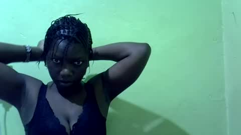 Snapshot of sweet_cherie1 chatting on 07-06-26, 03:47 sweet_cherie1 online show from 07-06-26, 03:47