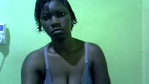 Snapshot of sweet_cherie1 chatting on 07-20-26, 05:00 sweet_cherie1 online show from 07-20-26, 05:00