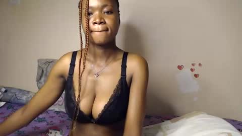 Snapshot of sweet_cheryl chatting on 06-29-26, 03:24 cheryl online show from 06-29-26, 03:24