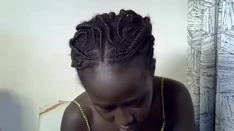 sweet_diva19 online show from 05-25-26, 09:43