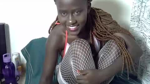 Snapshot of sweet_diva19 chatting on 06-04-26, 10:05 sweet_diva19 online show from 06-04-26, 10:05