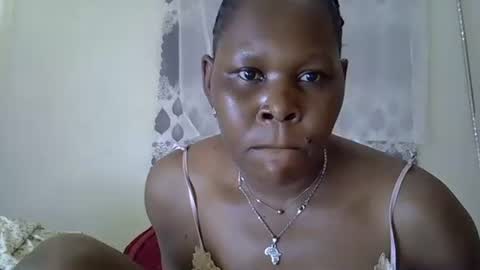 sweet_dori33 online show from 03-05-26, 09:11