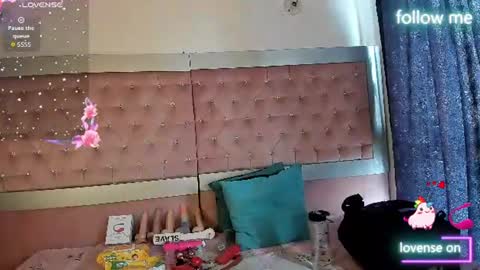  emmili  online show from 06-10-26, 12:26