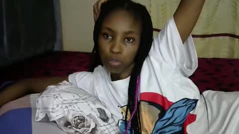 sweet_freaky online show from 05-18-26, 01:56