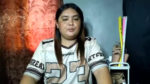 Snapshot of sweet_frex123 chatting on 07-14-26, 05:23 sweet_frex123 online show from 07-14-26, 05:23