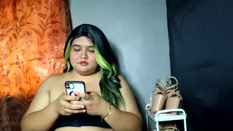 Snapshot of sweet_frex123 chatting on 07-21-26, 04:26 sweet_frex123 online show from 07-21-26, 04:26