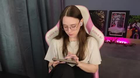 Alice online show from 05-29-26, 03:26