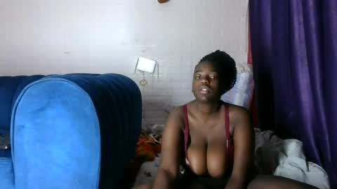 sweet_hennessey online show from 06-28-26, 11:49