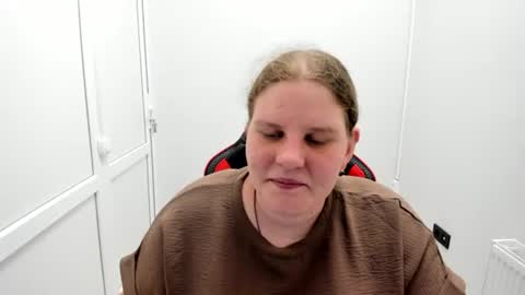 Karla online show from 06-21-26, 12:52