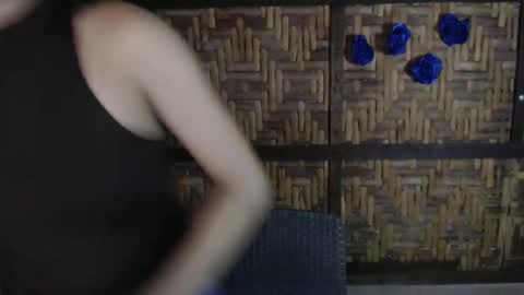 sweet_lady14 online show from 05-18-26, 03:29