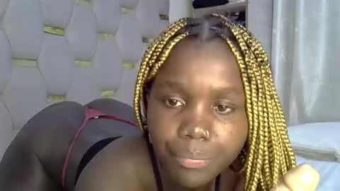 sweet_melodiyy online show from 04-02-26, 07:55