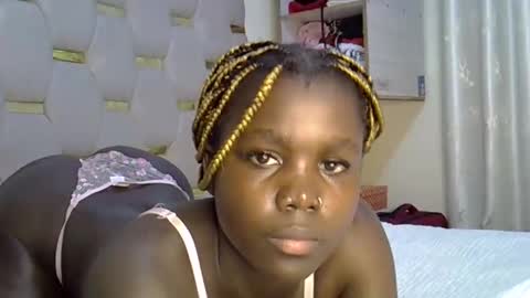 sweet_melodiyy online show from 04-09-26, 06:13