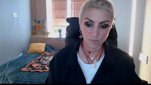 Snapshot of sweet_n_strong chatting on 06-08-26, 11:10 sweet_n_strong online show from 06-08-26, 11:10