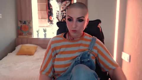 Snapshot of sweet_n_strong chatting on 07-01-26, 11:23 sweet_n_strong online show from 07-01-26, 11:23