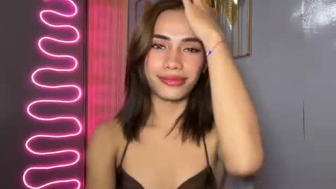 sweet_nikki03 online show from 04-24-26, 10:18