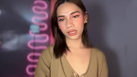 sweet_nikki03 online show from 05-29-26, 08:45