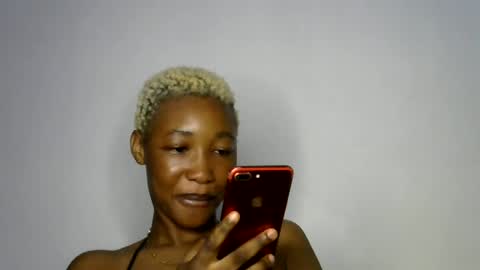 Snapshot of sweet_pussy04 chatting on 06-26-26, 05:50 sweet girl online show from 06-26-26, 05:50