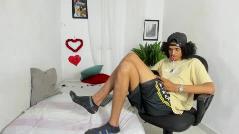sweet_rose72 online show from 05-15-26, 11:23