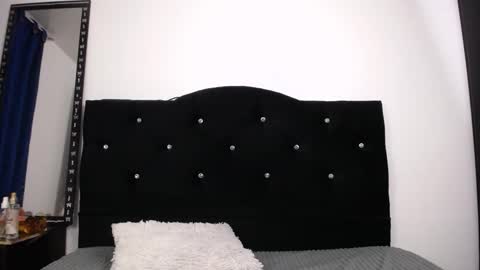Snapshot of sweet_skylove_ chatting on 05-27-26, 11:57 Adriana online show from 05-27-26, 11:57