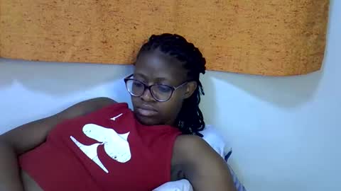 Snapshot of sweet_zarah chatting on 03-10-26, 03:44 sweet_zarah online show from 03-10-26, 03:44