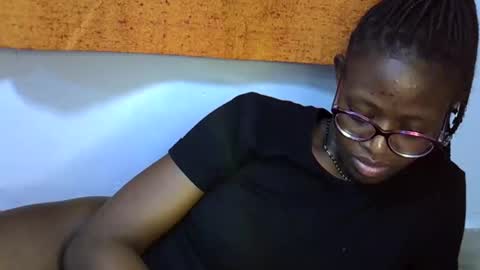 Snapshot of sweet_zarah chatting on 03-24-26, 05:07 sweet_zarah online show from 03-24-26, 05:07