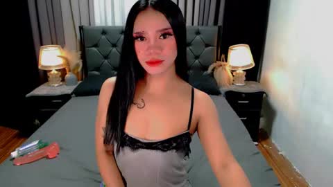 Snapshot of sweet_zoey12 chatting on 06-21-26, 09:23 bea takashi online show from 06-21-26, 09:23