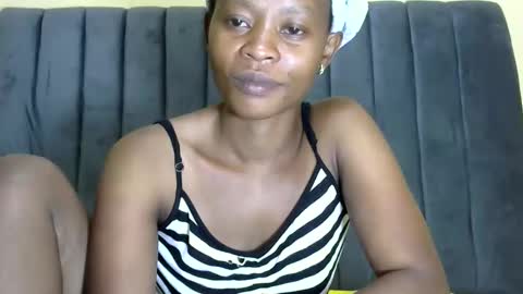 LIANAH online show from 05-30-26, 06:32