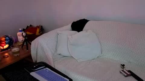 Snapshot of sweetania_ chatting on 03-15-26, 10:05 Ania online show from 03-15-26, 10:05