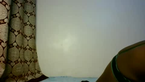 Snapshot of sweetassbabe20 chatting on 07-12-26, 04:53 Sweetass online show from 07-12-26, 04:53