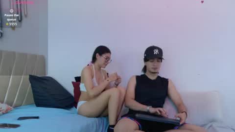 Snapshot of sweetauracouple chatting on 06-24-26, 12:26 sweetauracouple online show from 06-24-26, 12:26