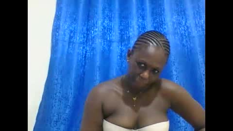 Snapshot of sweetblackgal3 chatting on 05-19-26, 01:56 JECINTAR online show from 05-19-26, 01:56