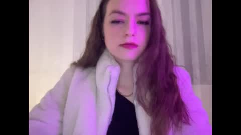 SweetBlueBirds online show from 04-16-26, 06:19