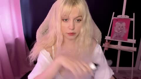 Lisa online show from 06-01-26, 09:11