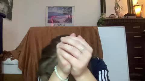 sweetcme online show from 10-17-25, 03:42