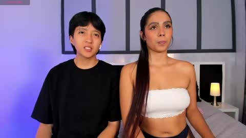 Snapshot of sweetcoupple chatting on 04-26-26, 12:25 Eva Short hair girl - Victoria Long red hair online show from 04-26-26, 12:25