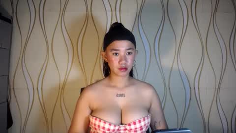 Danni online show from 05-27-26, 01:52