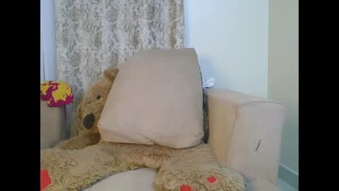 Snapshot of sweetdarkskin chatting on 06-05-26, 12:28 CLARIS online show from 06-05-26, 12:28