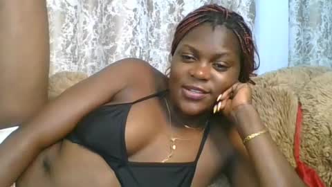 Snapshot of sweetdarkskin chatting on 06-20-26, 11:40 CLARIS online show from 06-20-26, 11:40