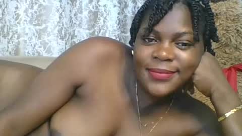 Snapshot of sweetdarkskin chatting on 06-25-26, 05:12 CLARIS online show from 06-25-26, 05:12
