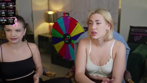 Snapshot of sweetdesiree_ chatting on 12-16-25, 11:15 Amelia online show from 12-16-25, 11:15