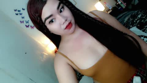 Snapshot of sweetgirl_mayxx chatting on 07-09-26, 10:47 May online show from 07-09-26, 10:47